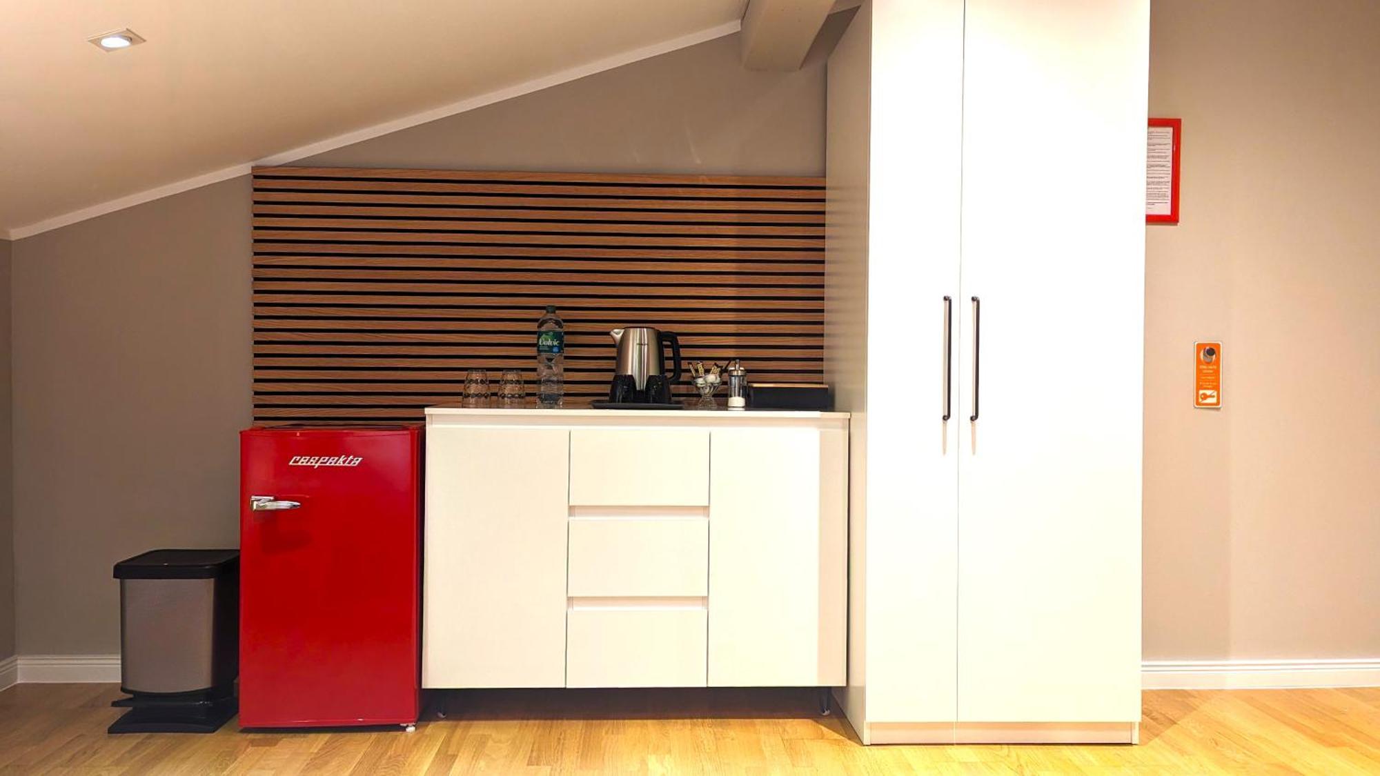 3 Rooms - Zimmervermietung Naehe Flughafen Ber - Gratis Wlan, Parken & Netflix Berlin Exterior photo